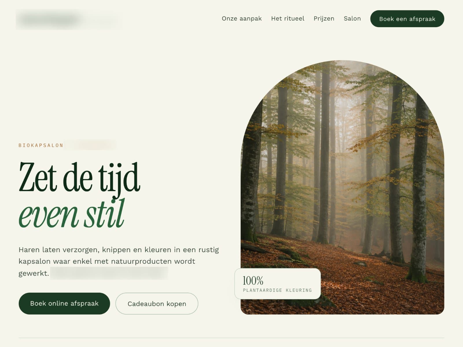 Ontwerpvoorstel voor een biokapsalon met duidelijke diensten en een zichtbare afspraakknop